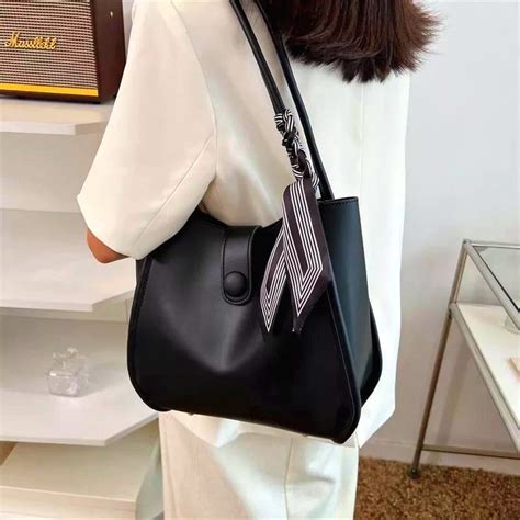 tas ysl terbaru 2022|YSL bag wanita.